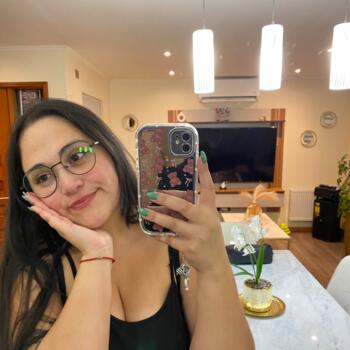 Babysitter in Villarrica: Valentina