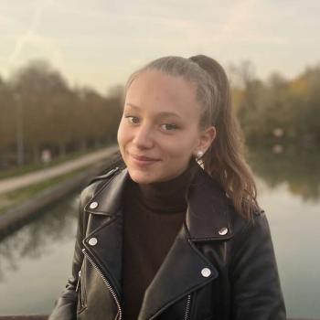 Babysitter Châlons-en-Champagne: Alycia