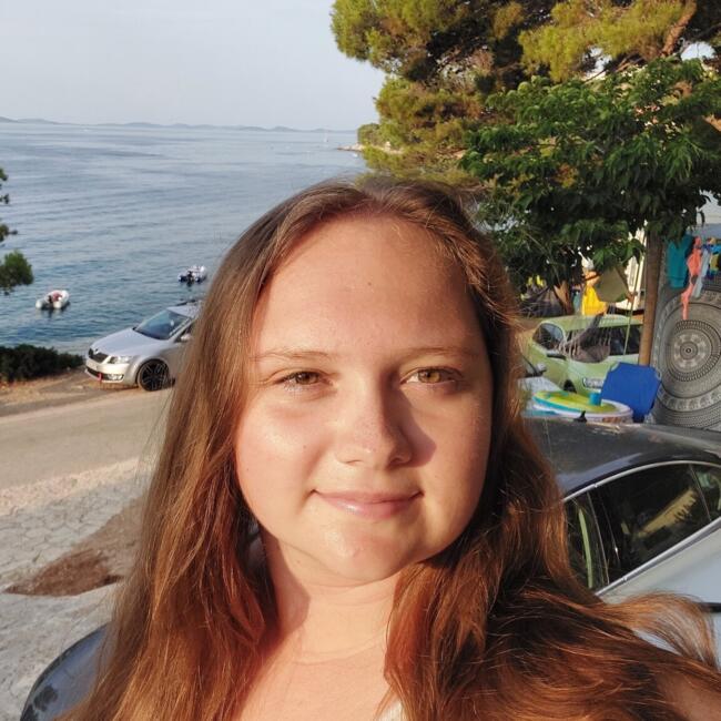 Babysitter in Uderns: Jasmin