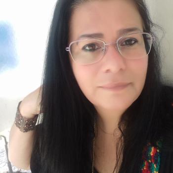 Babysitter Funchal: Cristiane