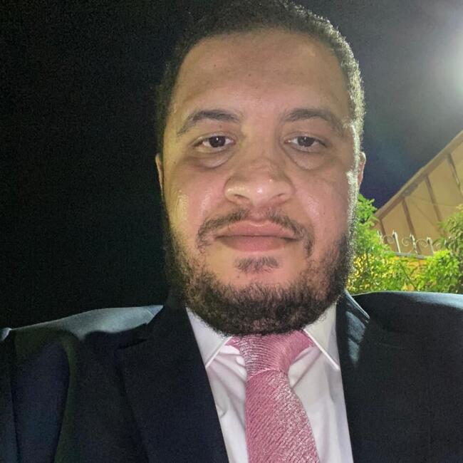 وظيفة جليسة أطفال في الرياض: Hasnaa
