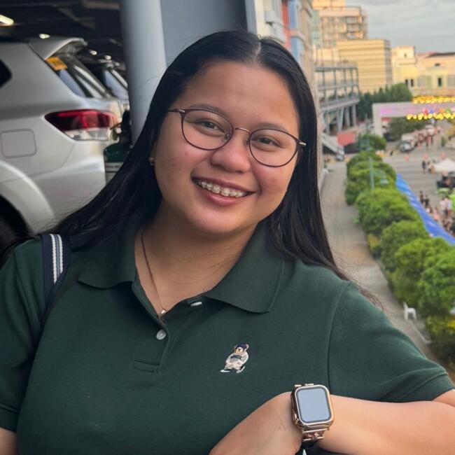 Babysitter in Gijang: Shiena April Yael Morillo Daz