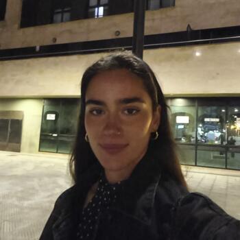 Niñera en Nava (Provincia de Asturias): Elena