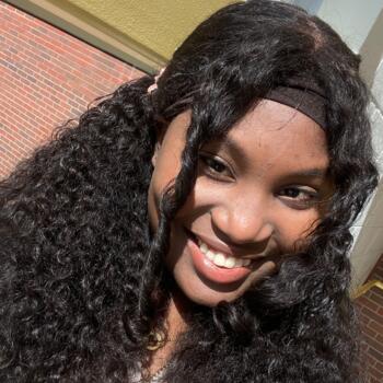 Baby-sitter in Winnipeg: Rihanna