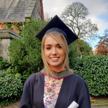 Babysitter in Wellington: Amy