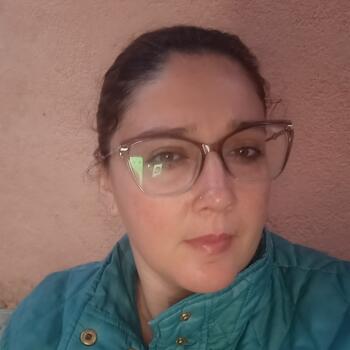 Babysitter Jacareí: Medina