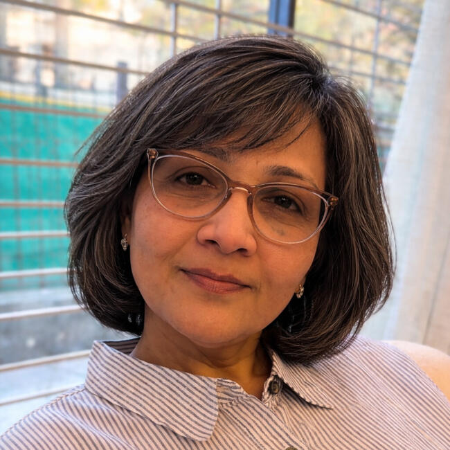 बम्बई में बेबीसिटिंग की नौकरी: Anushka