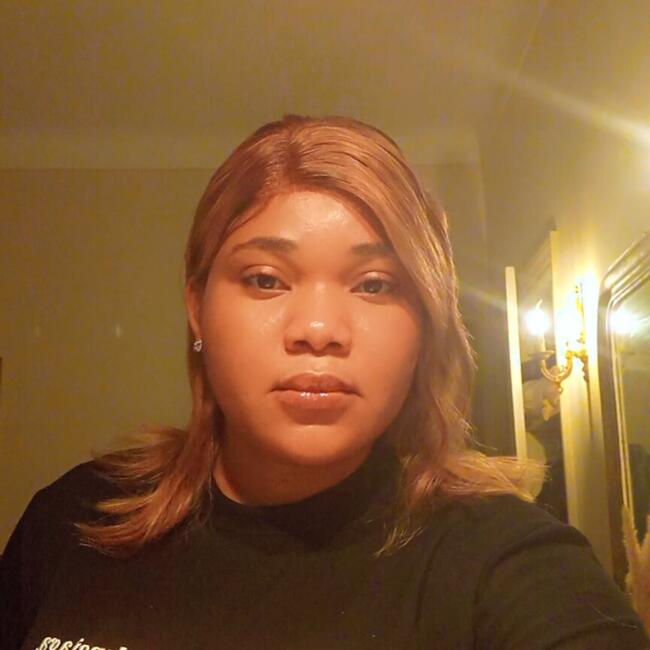 Babysitter in Saint-Raphaël: Oluchi