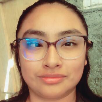 Babysitter in Santa María Chimalhuacán: Ingrid Paola