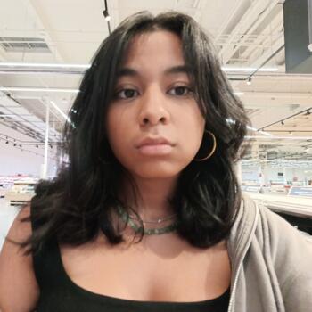 Babysitter in Bordeaux: Jade