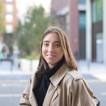 Babysitter Deerlijk: Alexandra