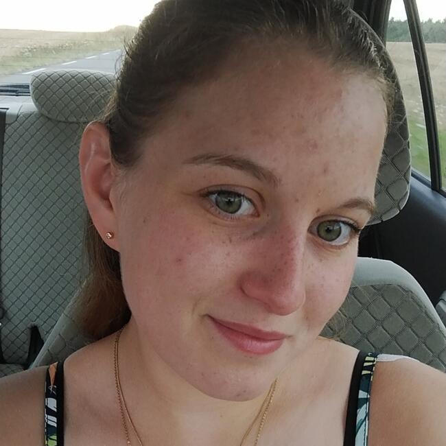 Babysitter in Dreux: Juliette