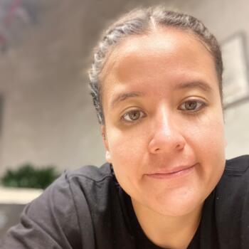 Niñera en San Isidro: Xu-Li