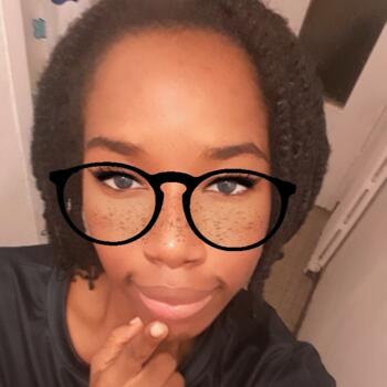 Babysitter in Le Havre: Priscille