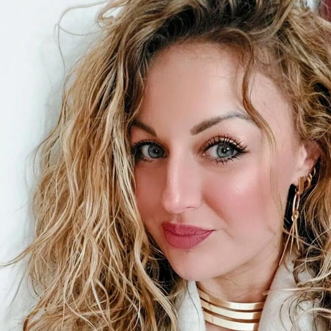 Posao čuvanja djece u London: Katia