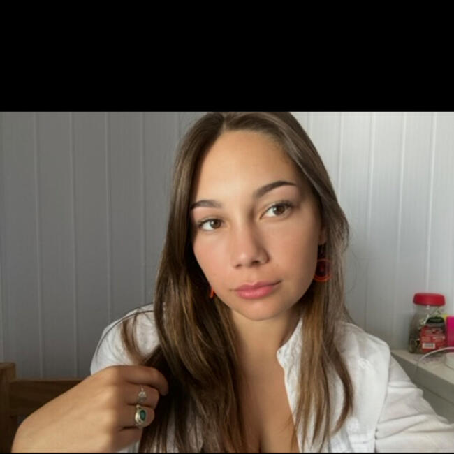 Babysitter in Canelones: Pia