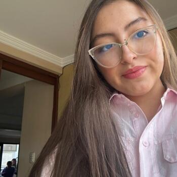 Babysitter in Cuenca: Paula