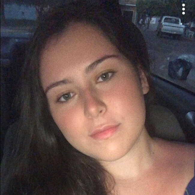 Babysitter in São João de Meriti: Luana