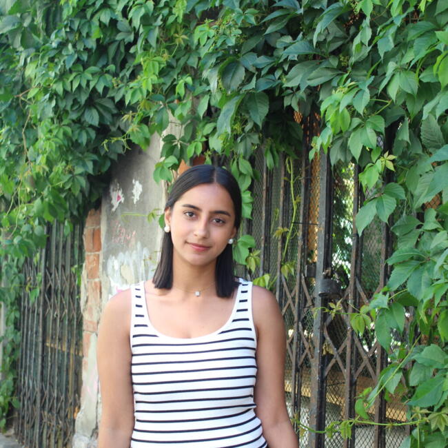 Babysitter in Melbourne: Daniela