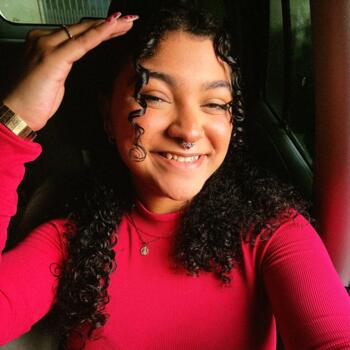 Niñera Toa Alta: Paola