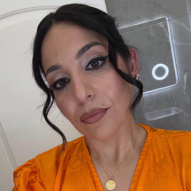 Babysitter στην περιοχή Μαραθώνας: Σταυρουλα