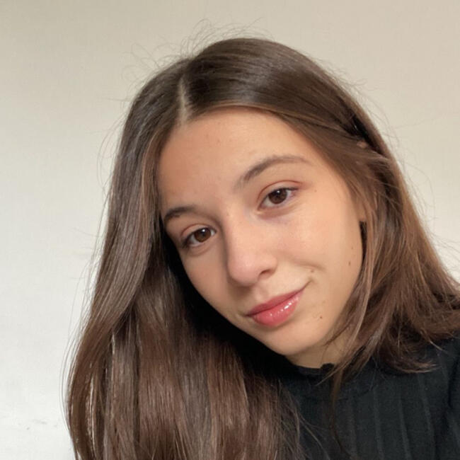 Babysitter in Coimbra: Lara