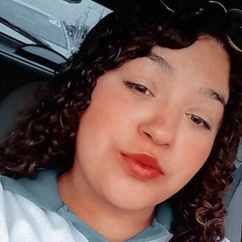 Babysitter in Lavras: Aline Cecília Caetano