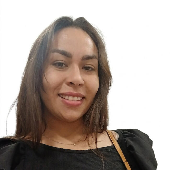Babysitter in Oeiras: Thainá