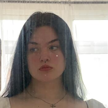 Babysitter in Warrington: Jessica Mae
