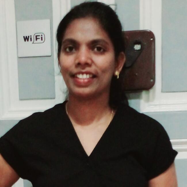 Babysitter in Prague: Gladis