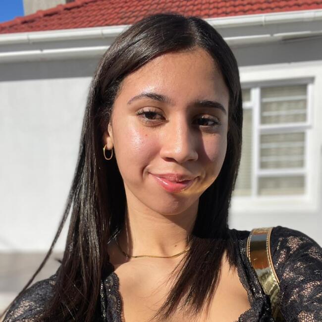 Babysitter in Cape Town: Zahra Isaacs 