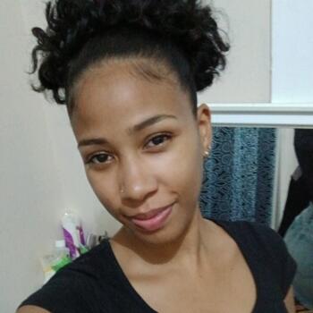 Babysitter in Port of Spain: Doniv
