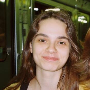 Babysitter in Angers: Louisa