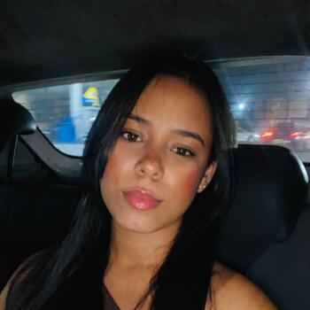 Babysitter Maceió: Layza