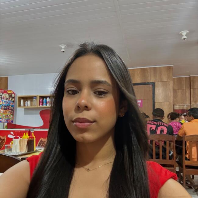 Babysitter in Maceió: Layza