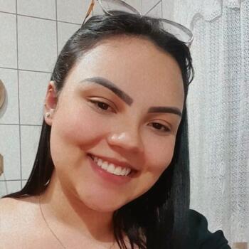 Emprego de babá em Caxias do Sul: emprego de babá Nicole