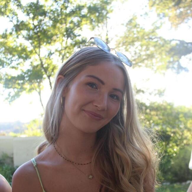 Babysitter in Stellenbosch: Aimee