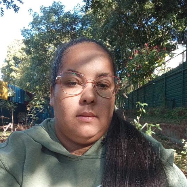 Babysitter in Brasília: Maria