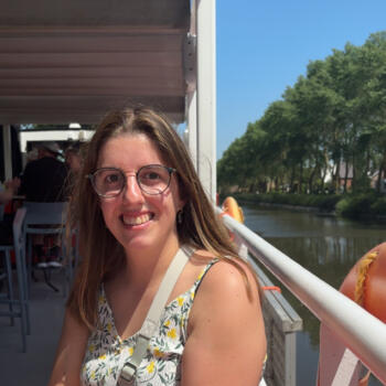 Babysitter in Brugge: Birgit