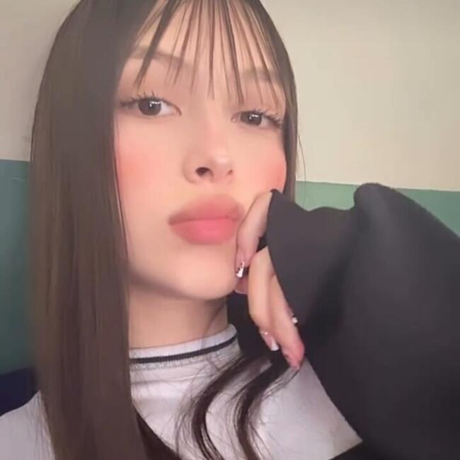 Babysitter in Medellín: Nicol Sofia