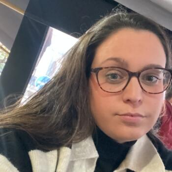 Babysitter Seville: Angela