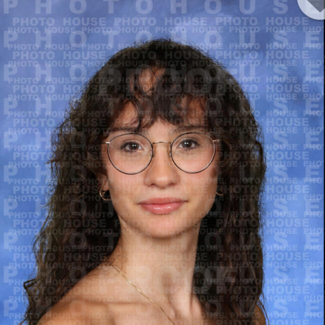 Babysitter in Huntington Beach: Myla