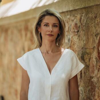 Δουλειά για babysitter στην περιοχή Κηφισιά: δουλειά φύλαξης παιδιών Χαρα