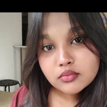 Babysitter in Bengaluru: Athiya