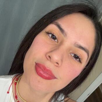 Babysitter in Lewisville: Melanie
