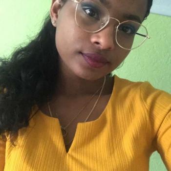Baby-sitter Nanterre: Laurie