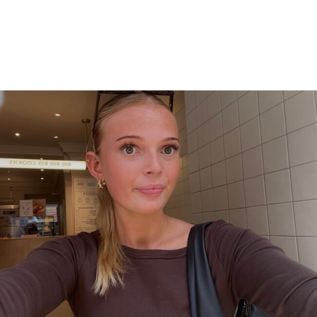 Babysitter in Sydney: Scarlett