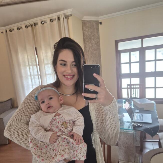 Babysitting job in Caieiras: Leticia