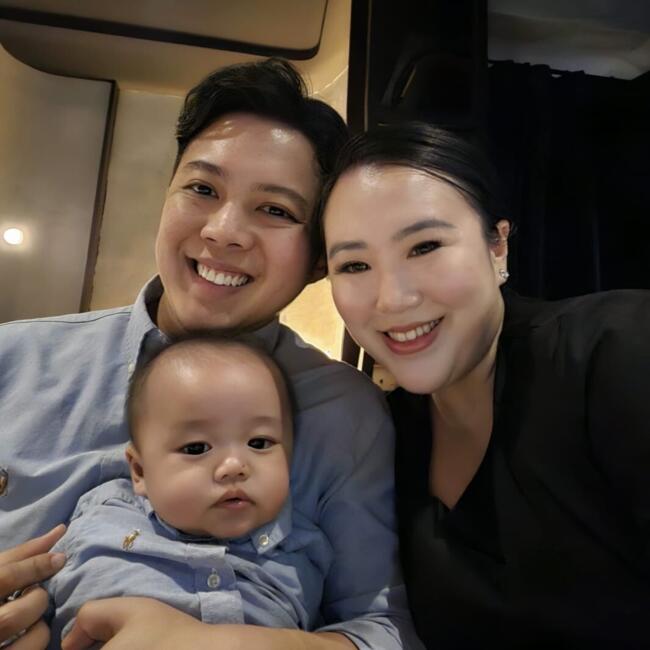 Babysitting job in Singapore Island: Terence