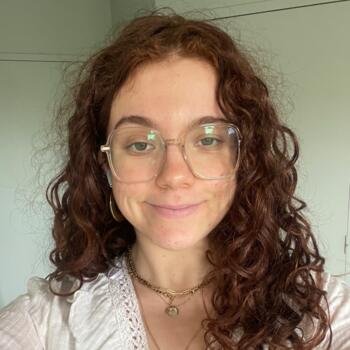 Babysitter em Lyon: Romane